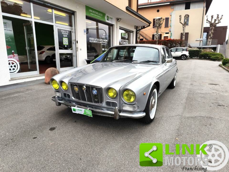 Imagen 1/10 de Jaguar XJ 6 4.2 (1971)