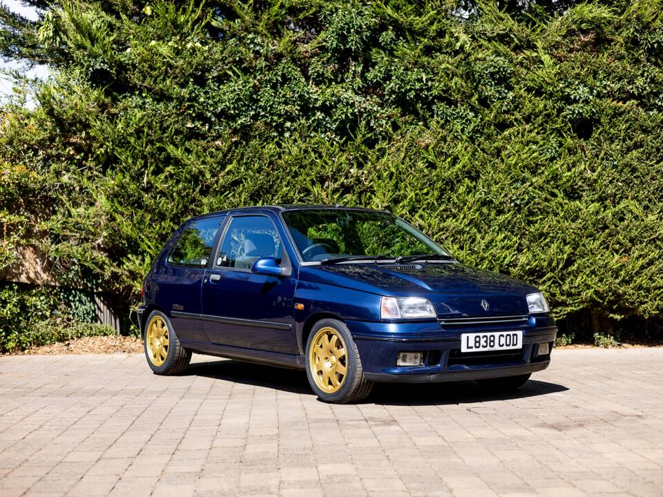 Imagen 12/48 de Renault Clio I Williams (1993)