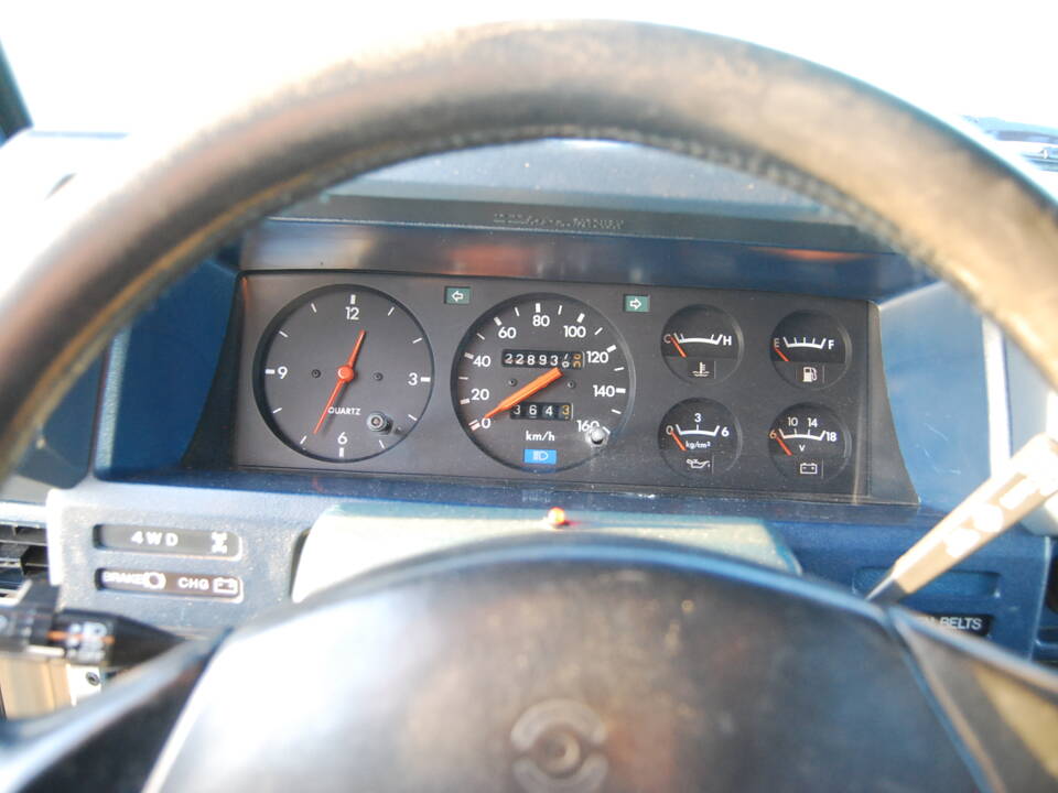 Image 26/47 of Nissan Patrol (1983)