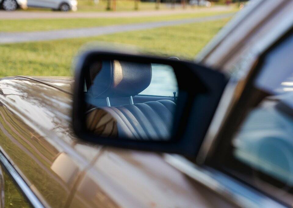Image 4/8 of Mercedes-Benz 280 E (1976)