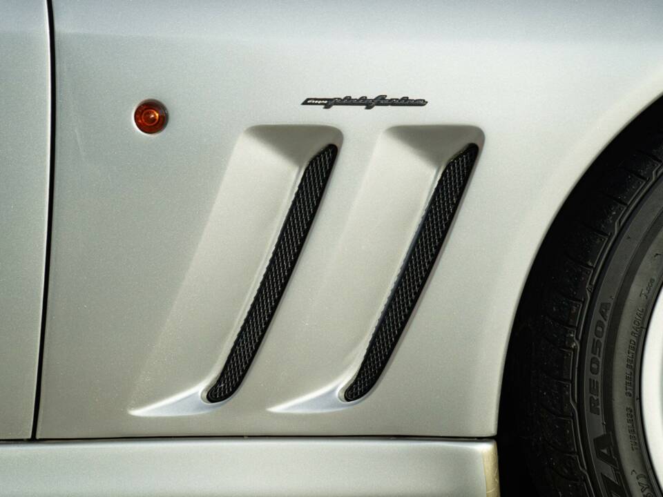 Bild 27/50 von Ferrari 550 Maranello (2001)