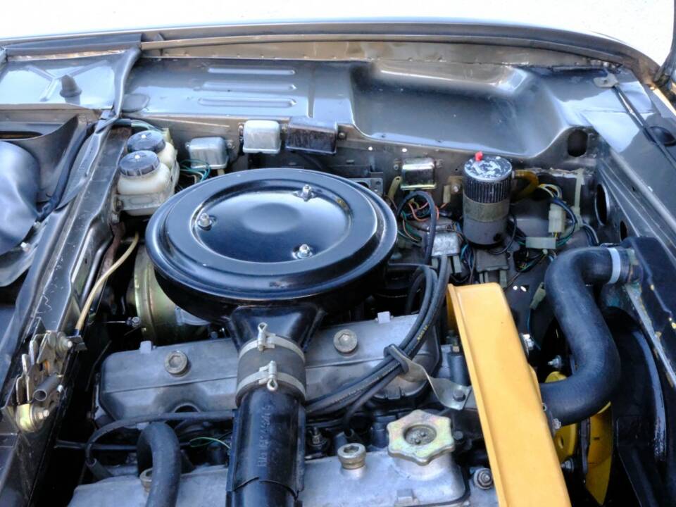 Image 15/23 of FIAT 124 Sport Coupe (1973)