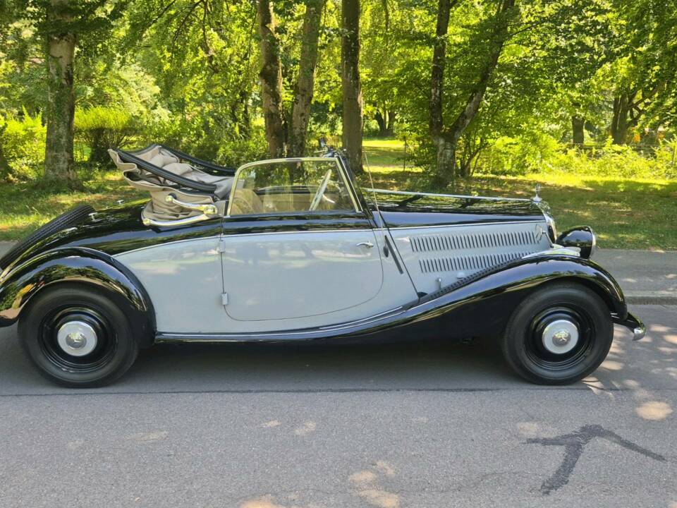 Imagen 8/28 de Mercedes-Benz 170 V  Cabriolet A (1937)