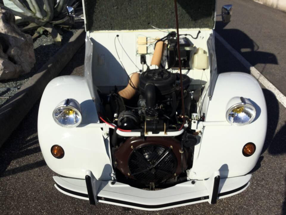 Image 17/19 of Citroën 2 CV 6 (1987)