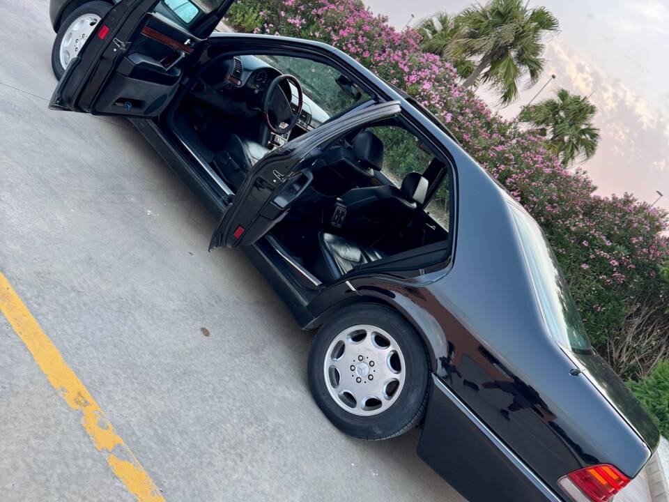 Bild 26/37 von Mercedes-Benz S 320 (1994)