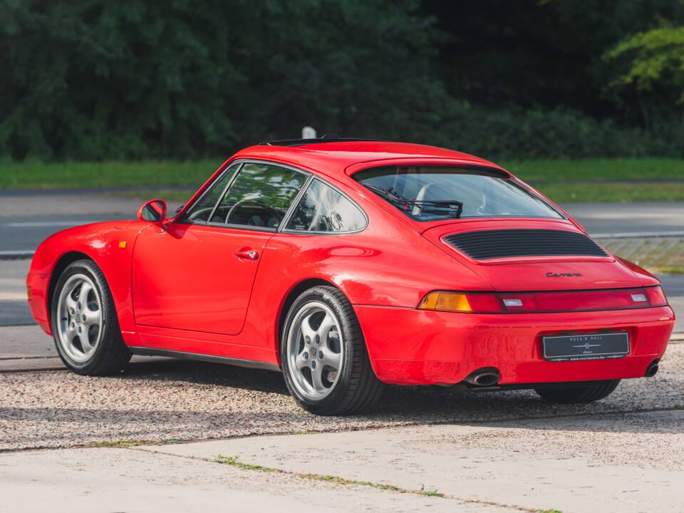 Imagen 5/37 de Porsche 911 Carrera (1995)
