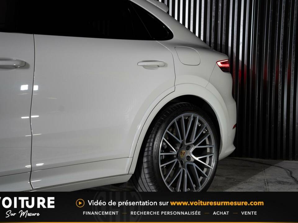 Bild 18/24 von Porsche Cayenne Coupé E-Hybrid (2022)