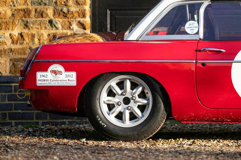 Image 47/50 of MG MGB (1962)