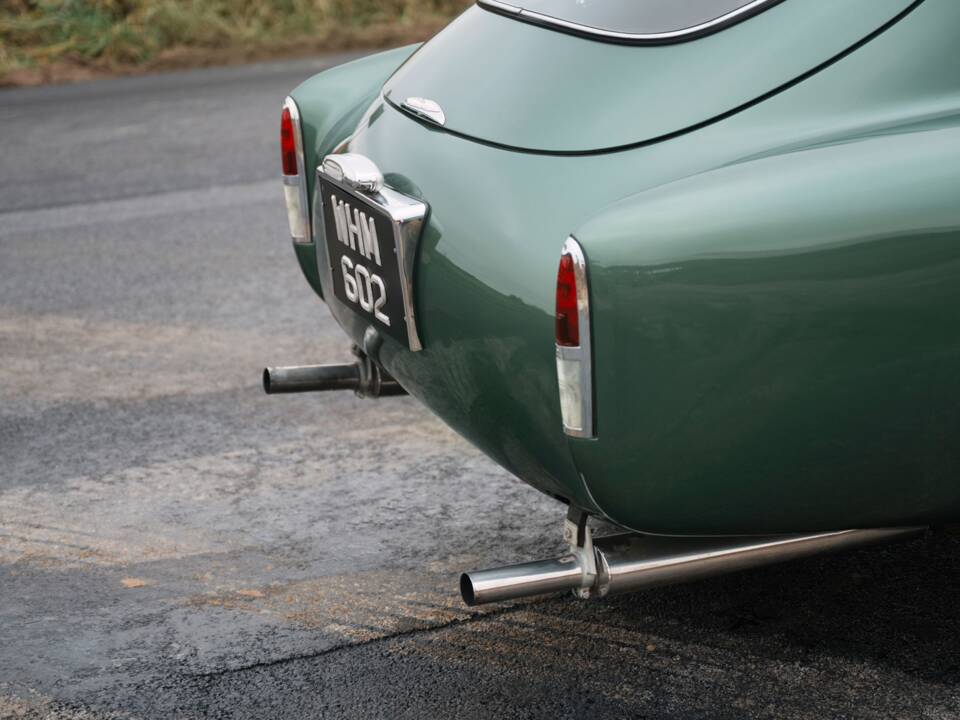 Image 19/31 of Aston Martin DB 2/4 Mk III (1958)