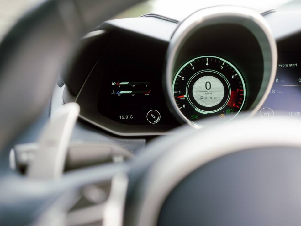 Bild 43/82 von Aston Martin DBS Superleggera (2018)