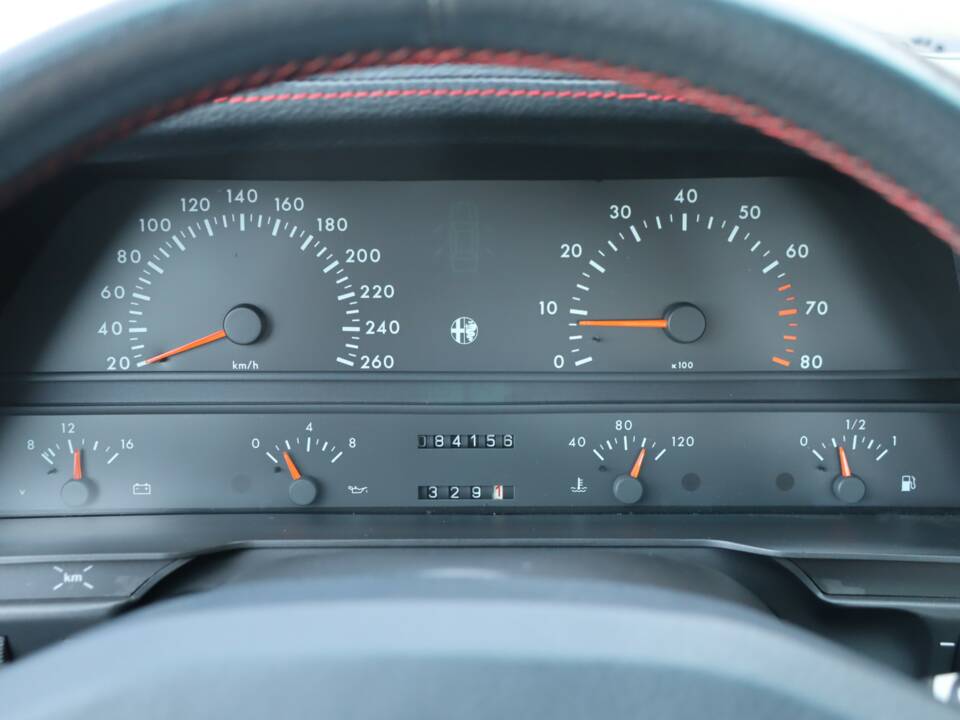 Imagen 3/50 de Alfa Romeo 164 3.0 V6 Quadrifoglio (1991)