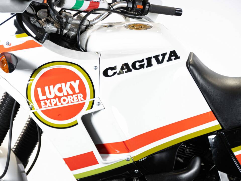 Bild 22/50 von Cagiva E900 Elefant (1993)