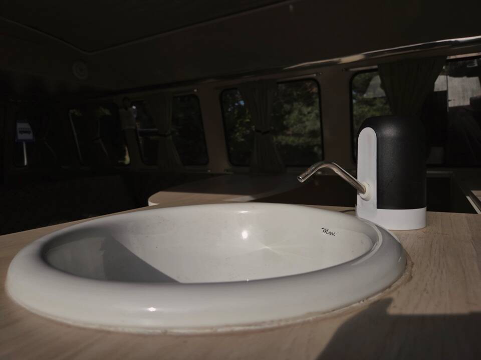 Image 11/30 of Volkswagen T2 Brasil Camper (1982)