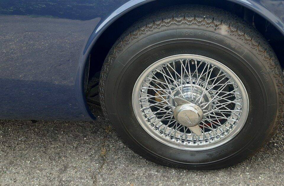 Image 13/49 of Jaguar Mk II 3.8 (1963)