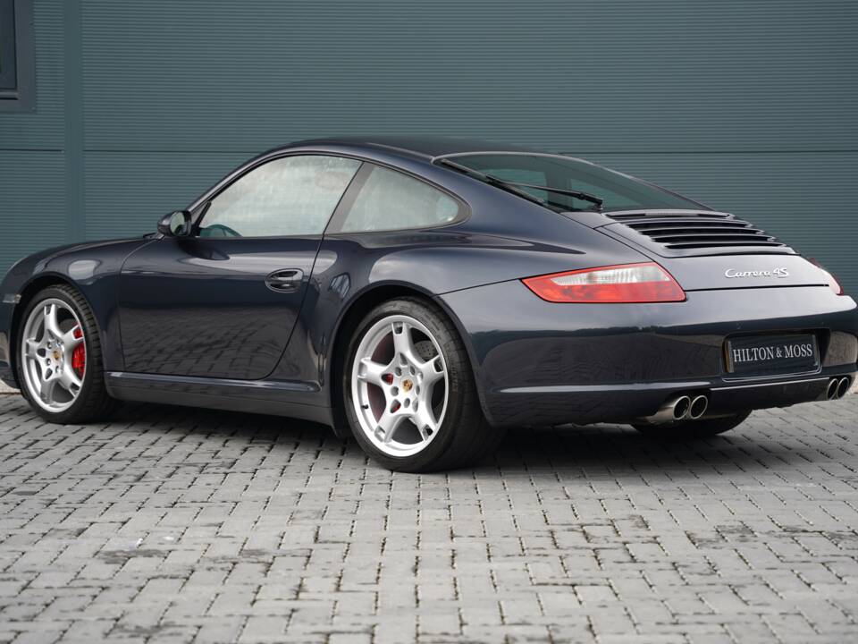 Bild 2/50 von Porsche 911 Carrera 4S (2007)