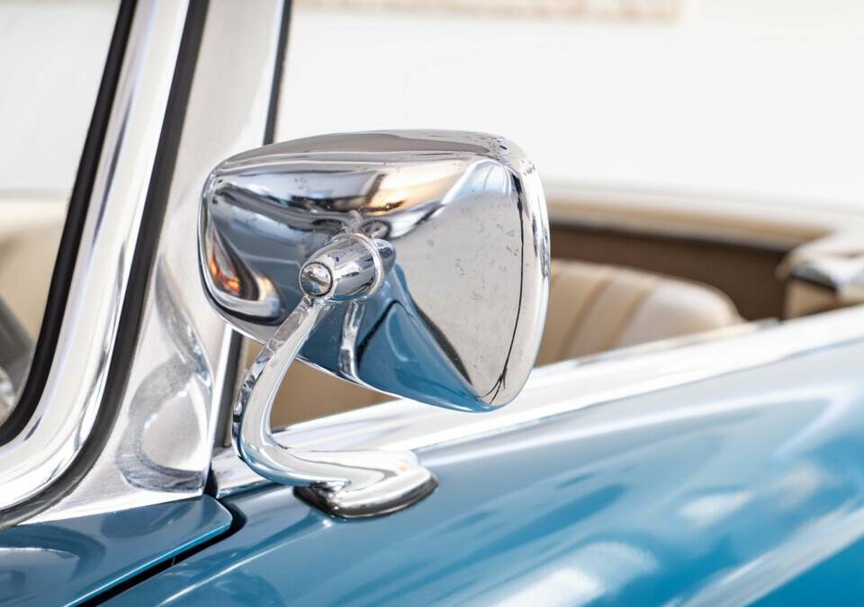 Image 14/33 of Mercedes-Benz 230 SL (1966)