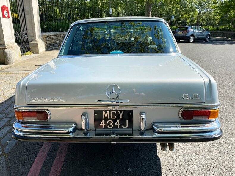 Imagen 31/50 de Mercedes-Benz 300 SEL 6.3 (1971)