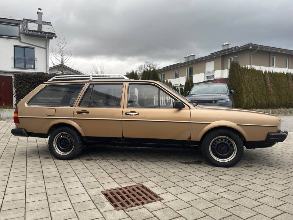 Bild 4/14 von Volkswagen Passat Variant 1.6 (1982)