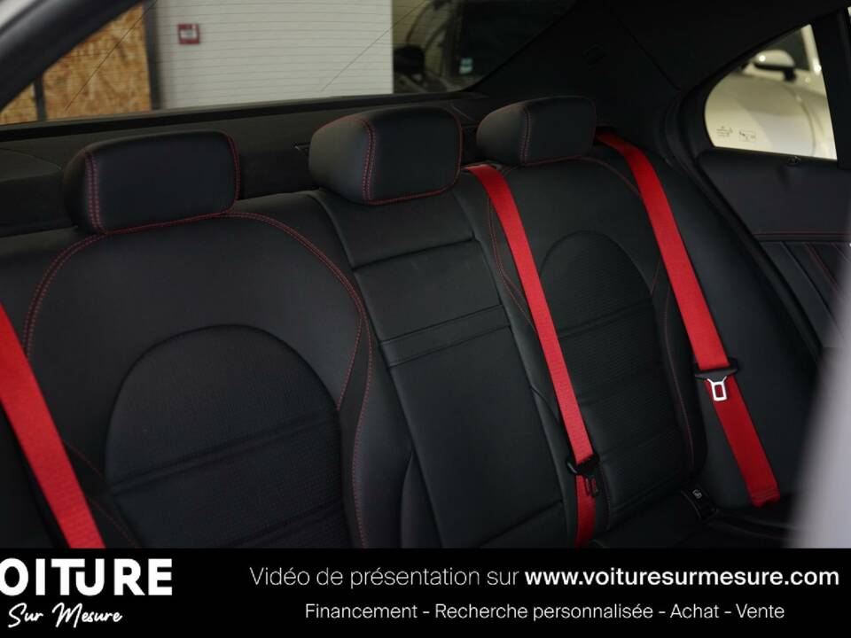 Imagen 12/23 de Mercedes-Benz C 43 AMG 4MATIC (2017)