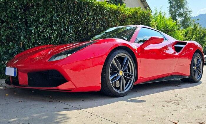 Imagen 2/5 de Ferrari 488 Spider (2017)