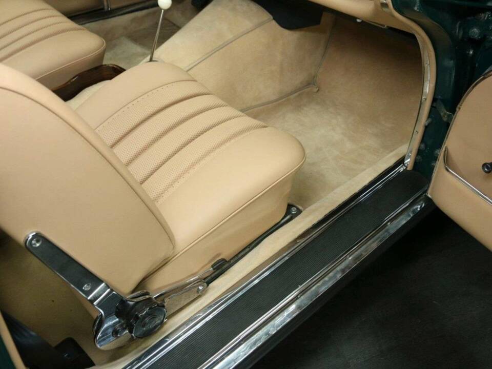 Bild 29/50 von Mercedes-Benz 250 SE (1966)