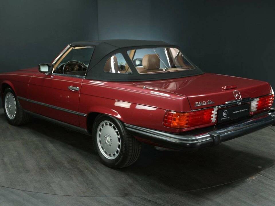Bild 4/30 von Mercedes-Benz 560 SL (1989)