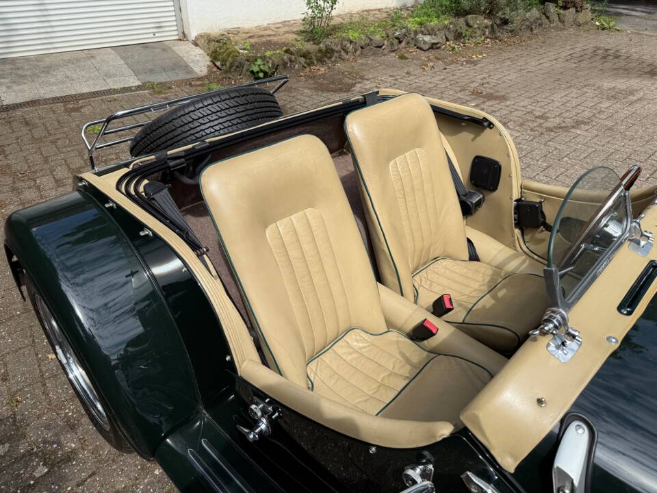 Bild 17/18 von Morgan Plus 8 (1994)