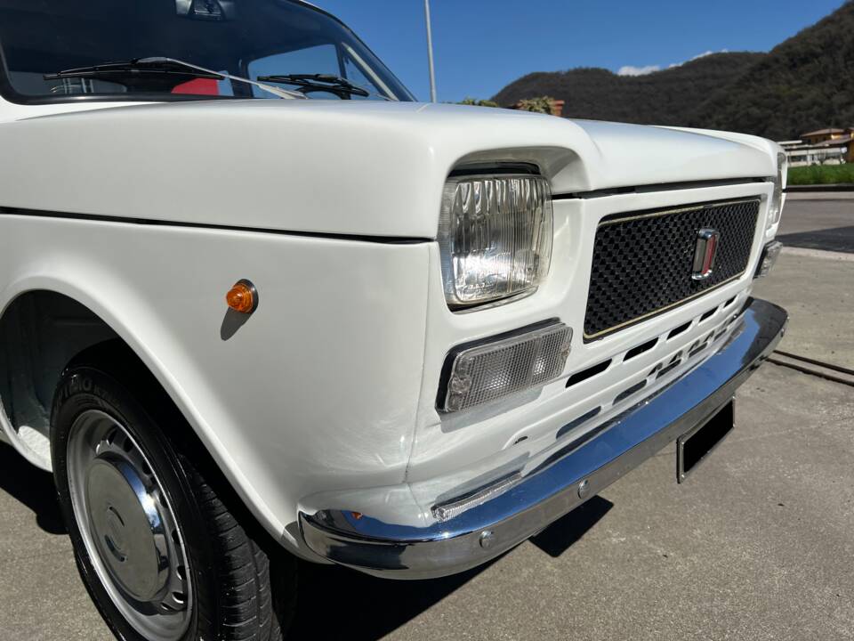 Image 14/50 of FIAT 127 (1972)