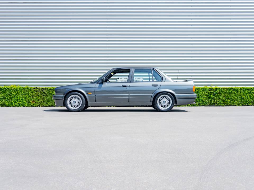Bild 8/34 von BMW 320is (1988)