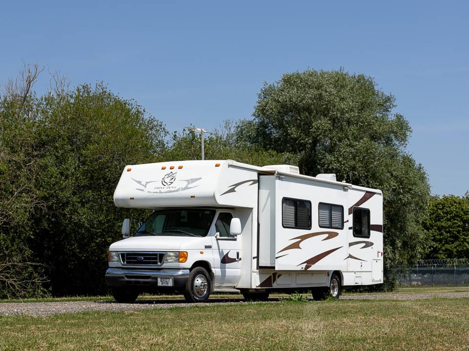Bild 19/50 von Ford E-450 Forest River Sunseeker (2007)