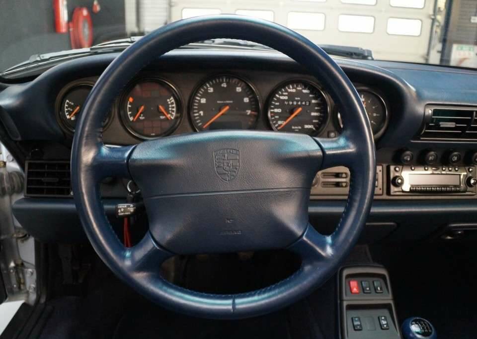 Image 11/50 of Porsche 911 Carrera (1994)