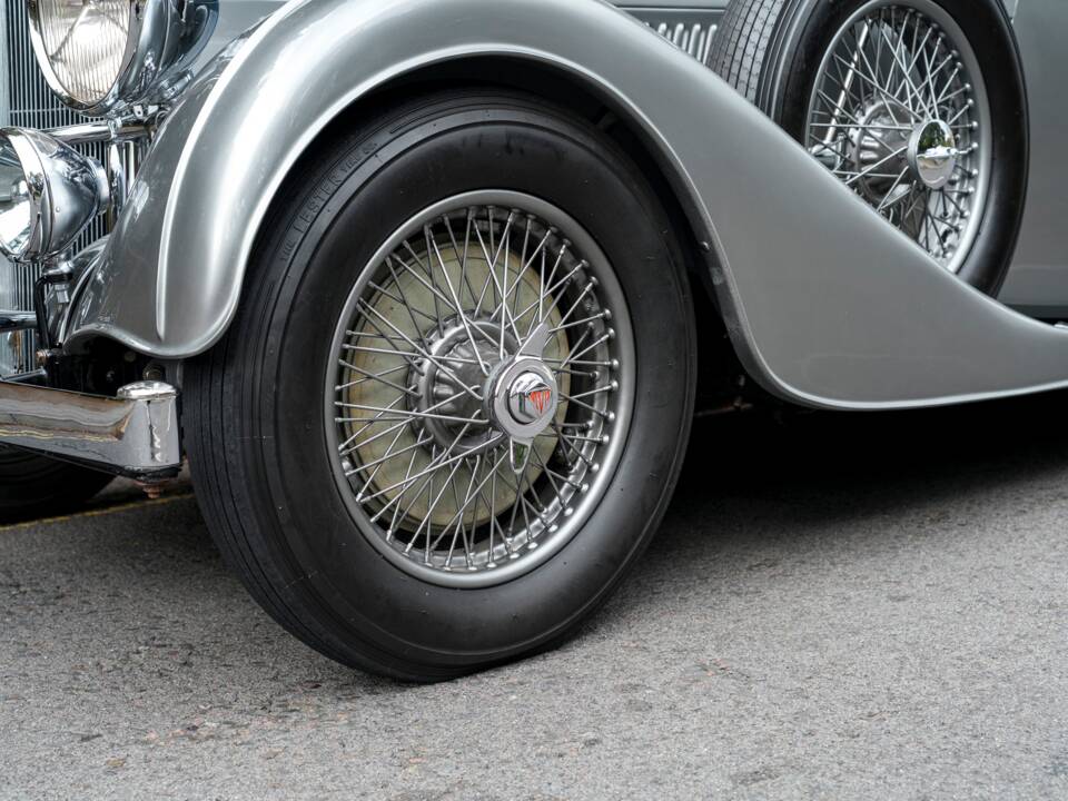 Image 10/25 de Alvis 4.3 Liter Saloon (1937)