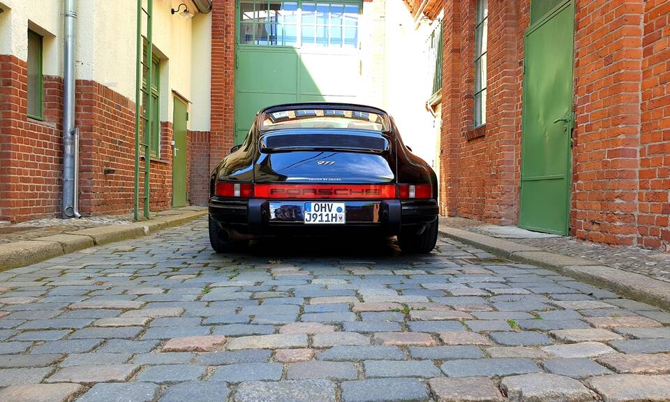 Image 29/64 de Porsche 911 SC 3.0 (1978)