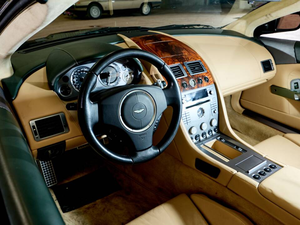 Bild 11/52 von Aston Martin DB 9 Volante (2006)