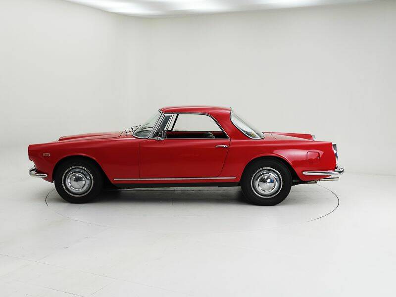 Bild 5/15 von Lancia Flaminia GTL 2.8 3C Touring (1966)