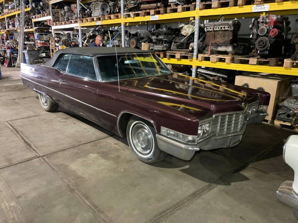 Bild 15/40 von Cadillac DeVille Convertible (1969)