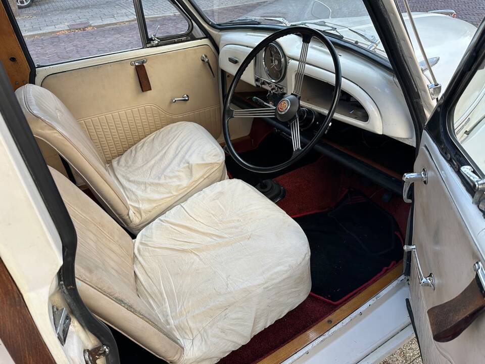 Afbeelding 36/50 van Morris Minor 1000 Traveller (1970)