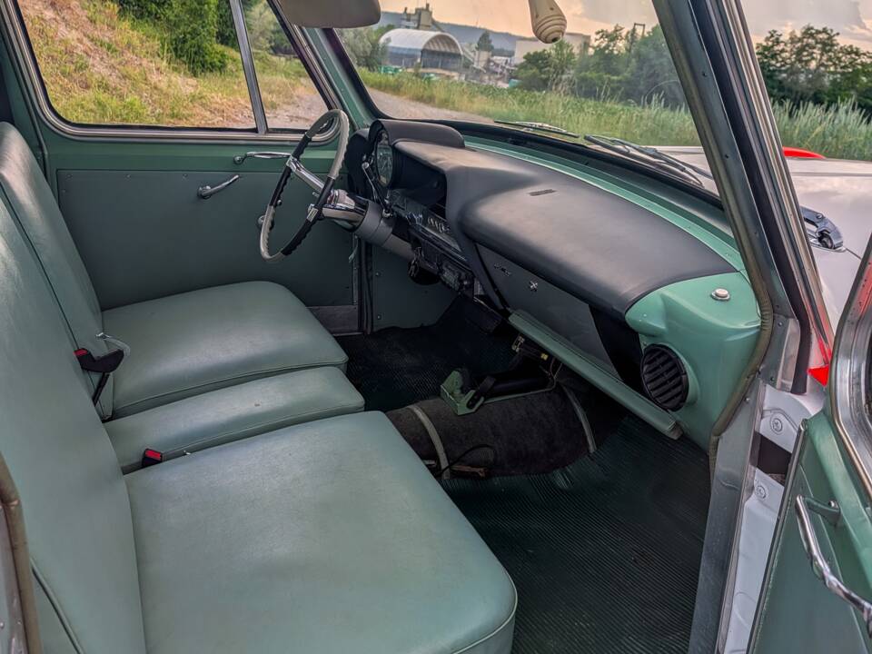 Image 17/51 of Cadillac Ambulance Carrosserie Köng (1964)