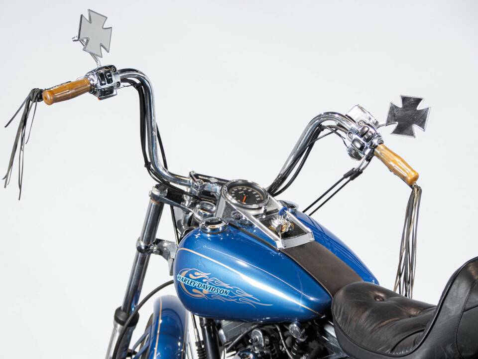 Bild 23/50 von Harley-Davidson FXDWG Dyna Wide Glide (1995)