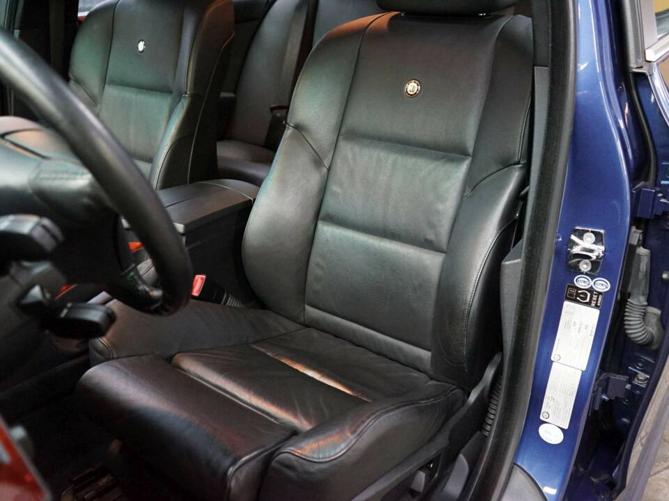 Image 40/45 of ALPINA B5 (2005)