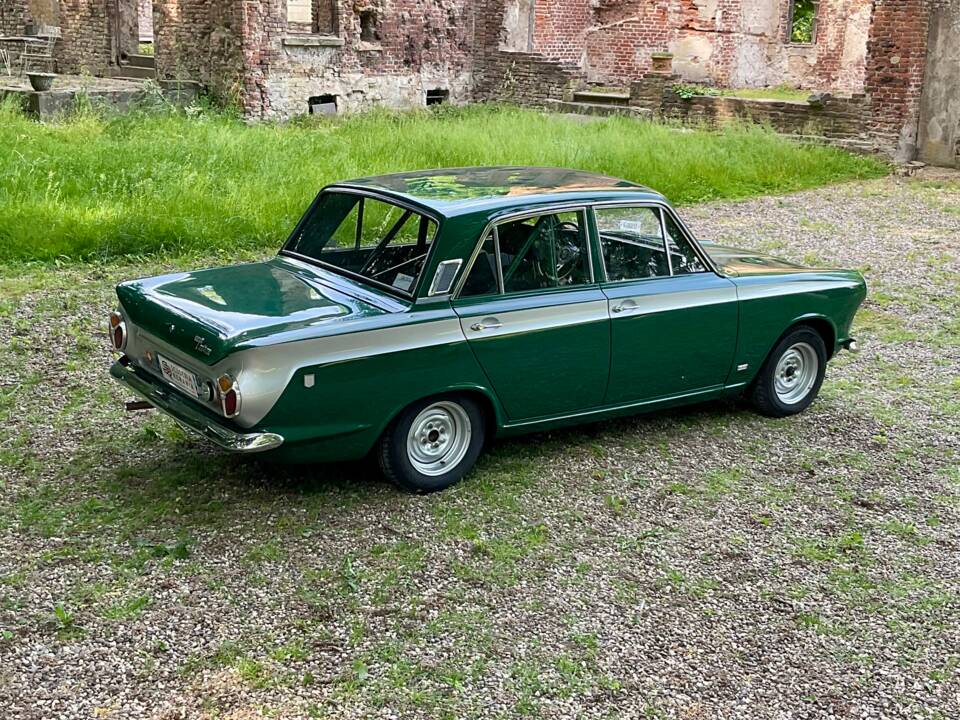 Afbeelding 31/32 van Ford Cortina GT (1965)