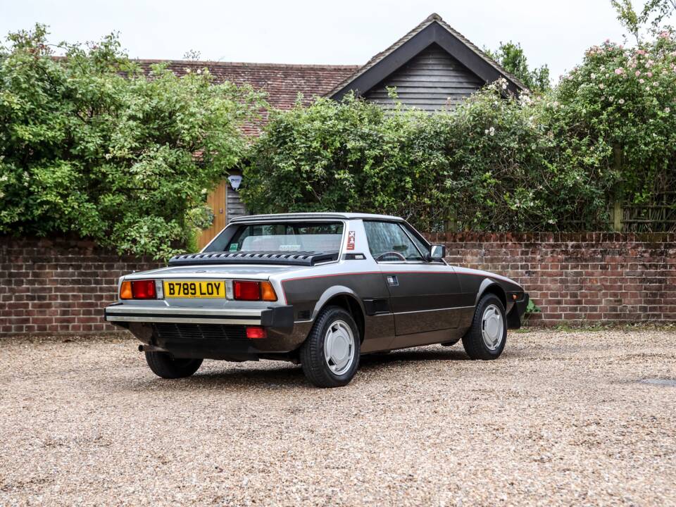 Image 17/50 of FIAT X 1/9 (1984)