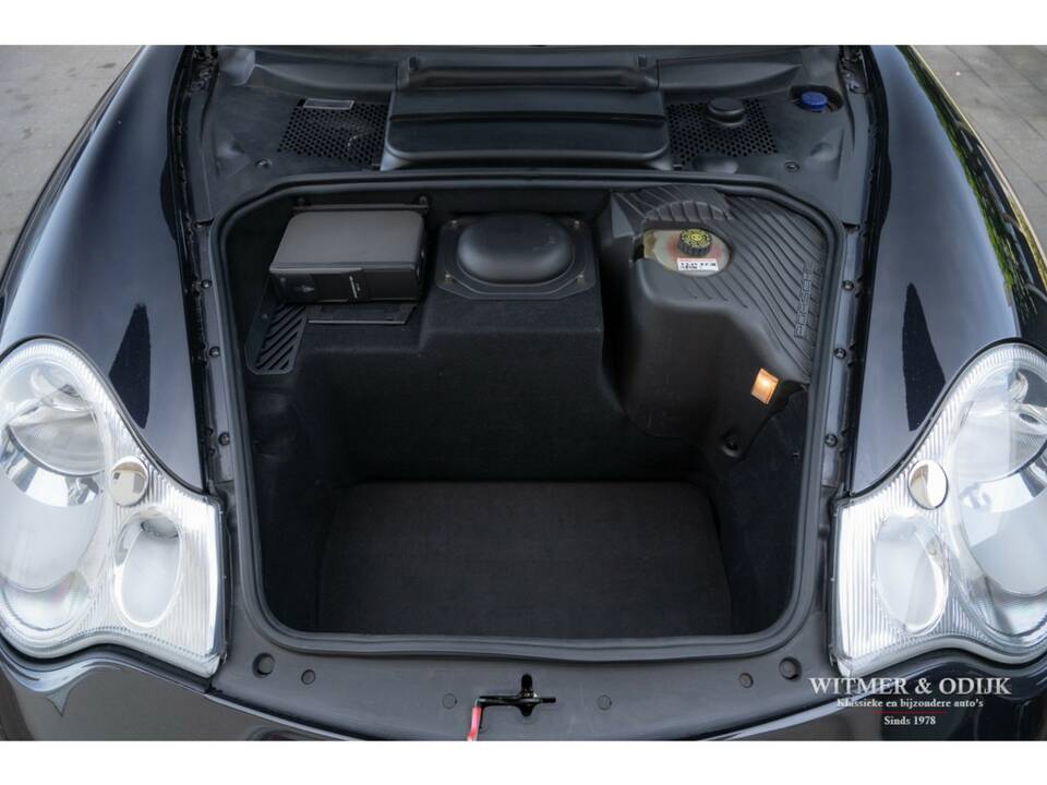 Afbeelding 29/29 van Porsche 911 Carrera 4S (2002)