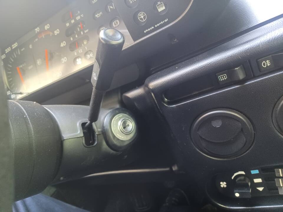 Bild 6/63 von Alfa Romeo 75 1.6 (1987)