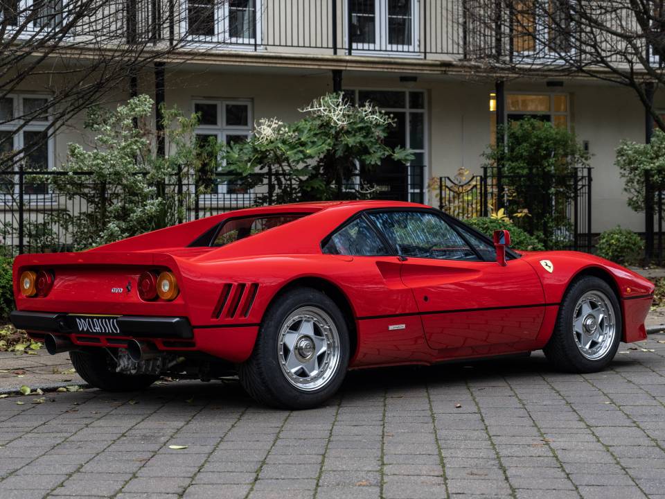 Image 3/38 of Ferrari 288 GTO (1985)