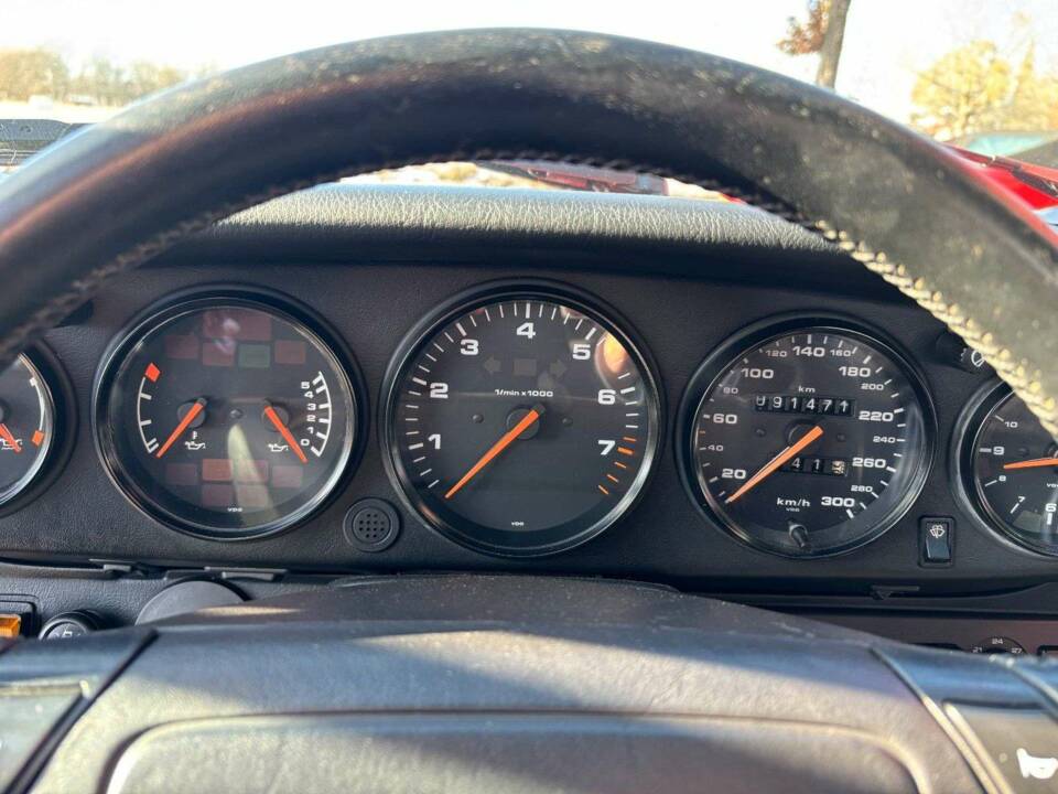 Afbeelding 12/21 van Porsche 911 Carrera 4 (1990)