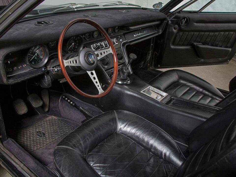 Bild 24/32 von Maserati Ghibli SS (1970)