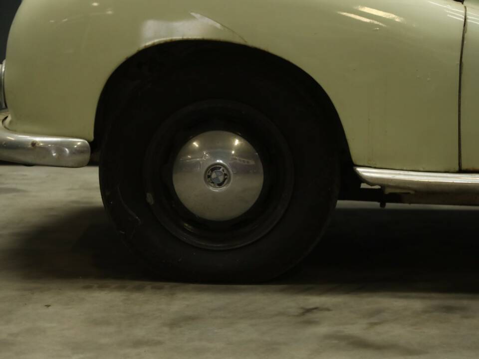 Afbeelding 14/50 van BMW 502 (1956)