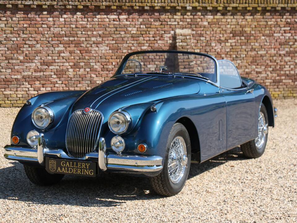 Image 18/50 of Jaguar XK 150 3.4 S OTS (1958)