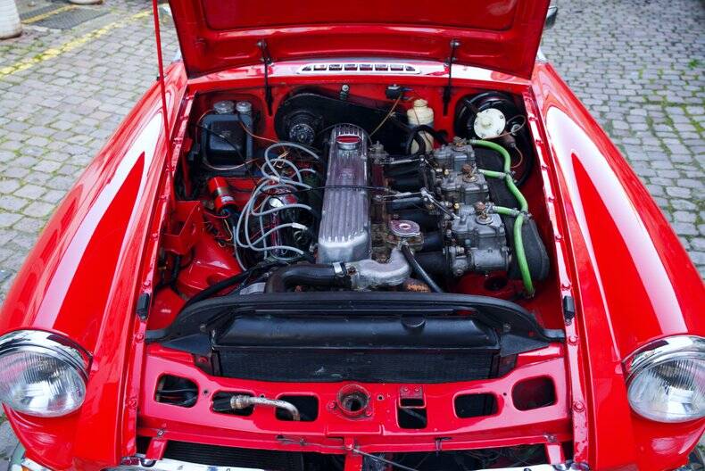 Afbeelding 37/40 van MG MGC (1900)